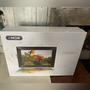 AMOR Digital Photo Frame